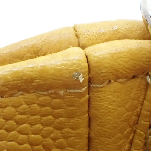 Matelasse Coco Mark 鱼子酱皮革链条钱包 AP2096