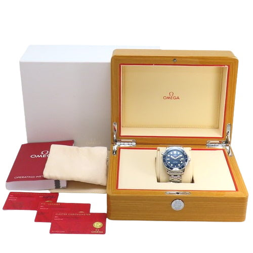 210.30.42.20.03.001 海马系列300米潜水表 精钢 自动上链 蓝色