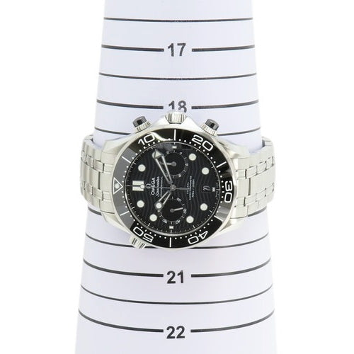 210.30.44.51.01.001 海马系列300米潜水表 不锈钢 自动上链 黑色