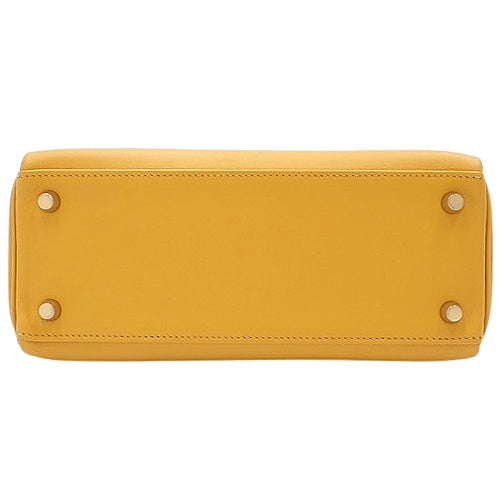 Kelly 25 (inner-stitched) Swift calfskin, Jeune Ambre color, gold hardware, Z stamp.