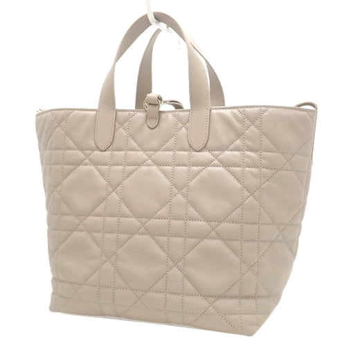 マクロカナージュ Toujours トゥジュール バーティカル トートバッグ ミディアム 2WAY ショルダーバッグ 肩掛け カーフ DESERT TAUPE デザートトープ