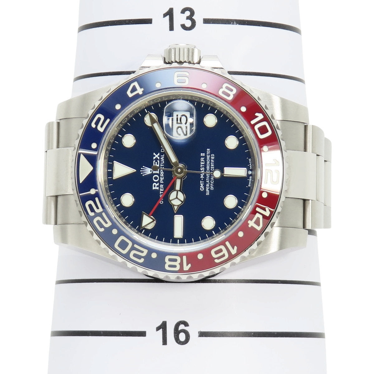 126719BLRO GMT-Master II WG, random serial number, automatic winding, blue dial.