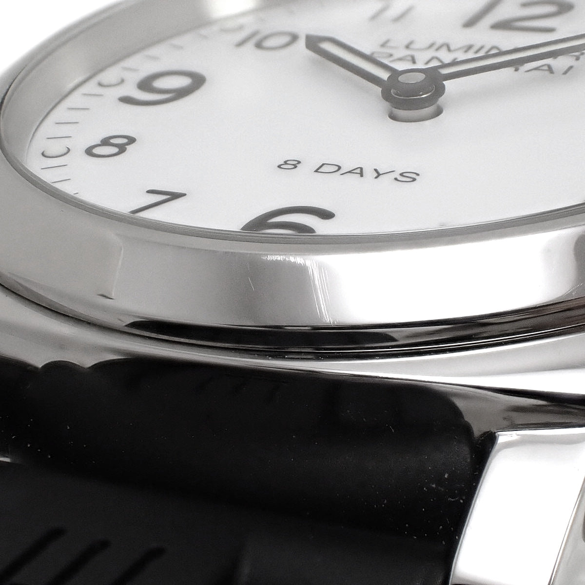 PAM00561 Luminor Base 8 Days Acciaio SS/Rubber Hand-wound White