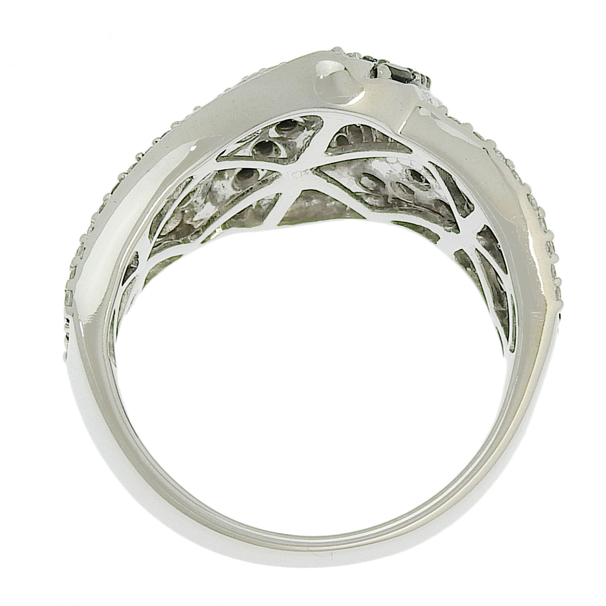 Black Diamond and Diamond Ring, 1.50 carats, 18K White Gold.