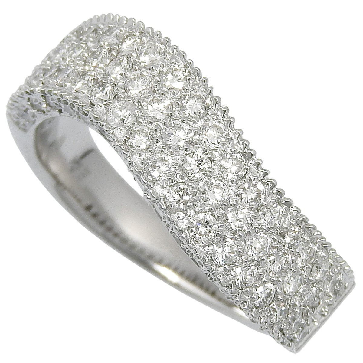 Half-pavé wave ring, 1.21 carats of diamonds, 18K white gold.
