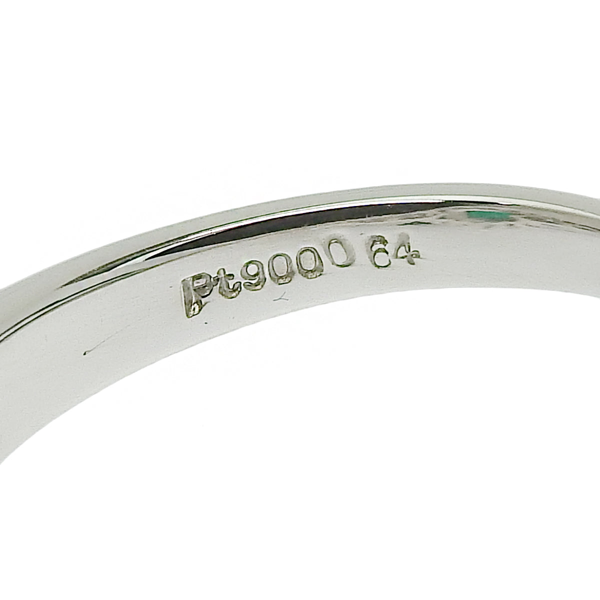 エメラルド ダイヤモンド リング E0.64/D0.43 プラチナ Pt900