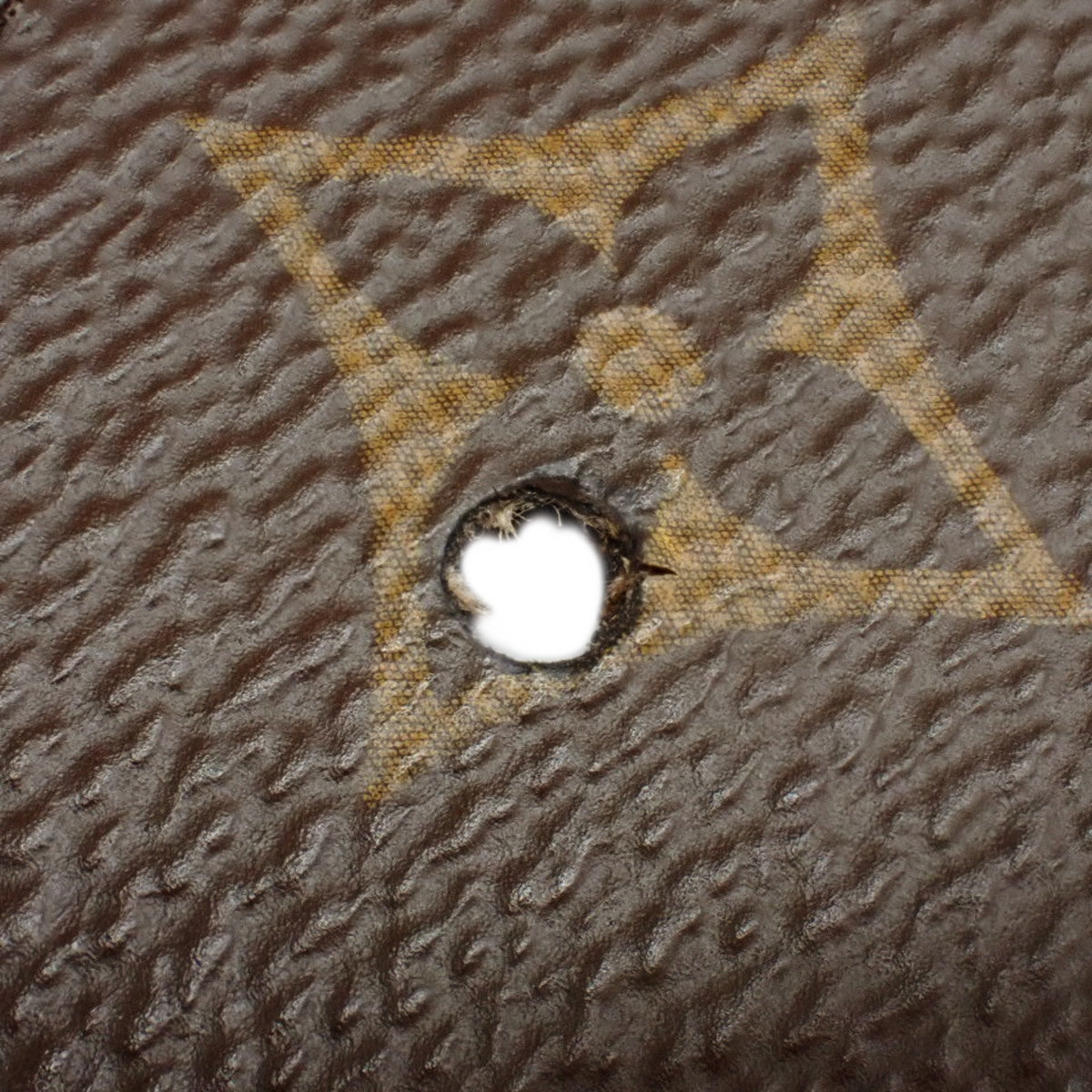 Monogram 腰带 - LV 首字母，40 毫米，双面可用，Santur 95/38，Monogram 小牛皮，M9821