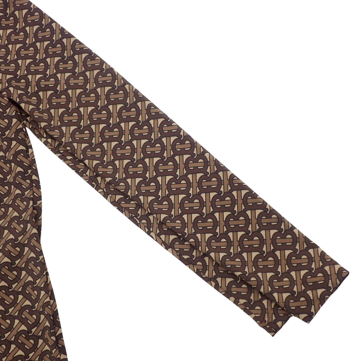 TB 标志长袖上衣，M 码，剪裁和缝制，高领，字母组合