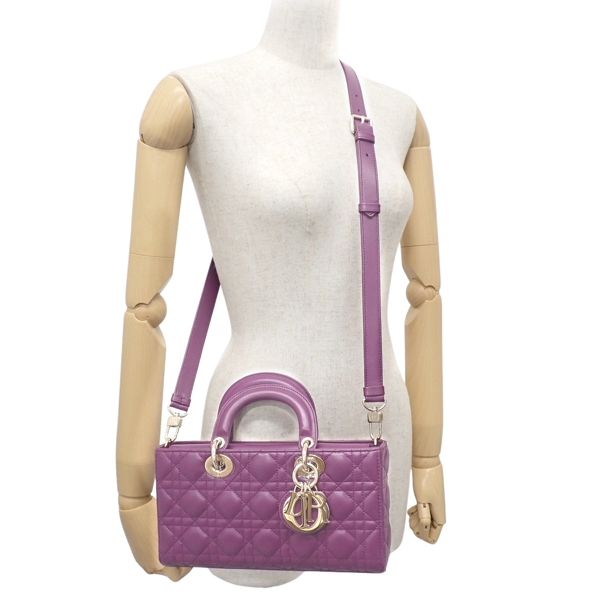 Cannage Lady D-Joy Medium Bag in Lambskin