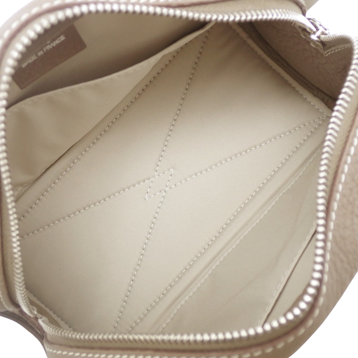 Truth Victoria PM, Taurillon Clemence leather, palladium hardware, Etoupe/Etoupe, □M stamp