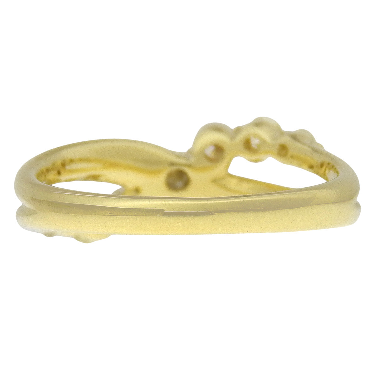 钻石戒指，钻石 D0.50，18K黄金 YG，7颗钻石。