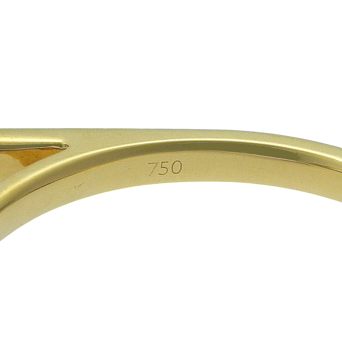 Balance Era 珍珠戒指，镶嵌 Akoya 珍珠，18K 黄金材质