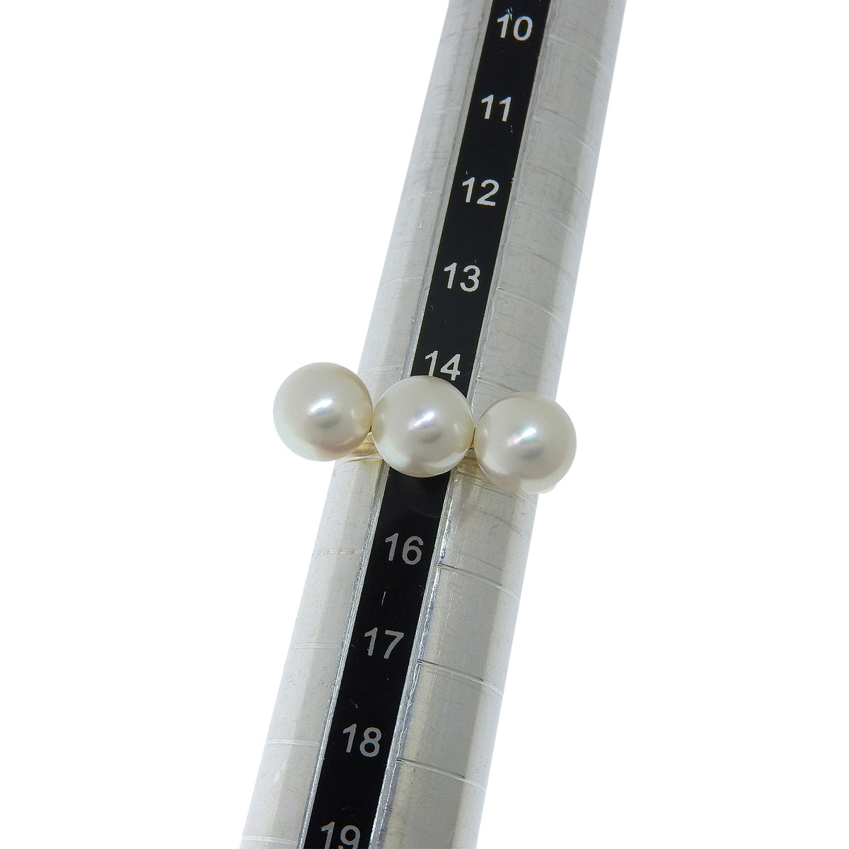 Balance Era 珍珠戒指，镶嵌 Akoya 珍珠，18K 黄金材质