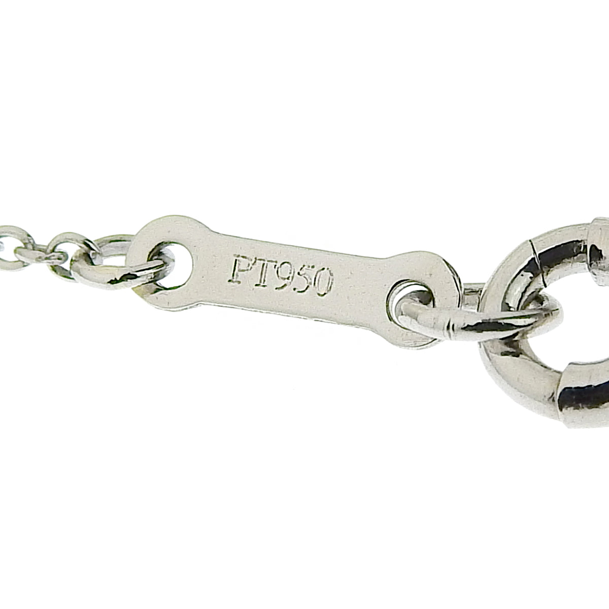 铂金（Pt950）镶钻水滴形吊坠