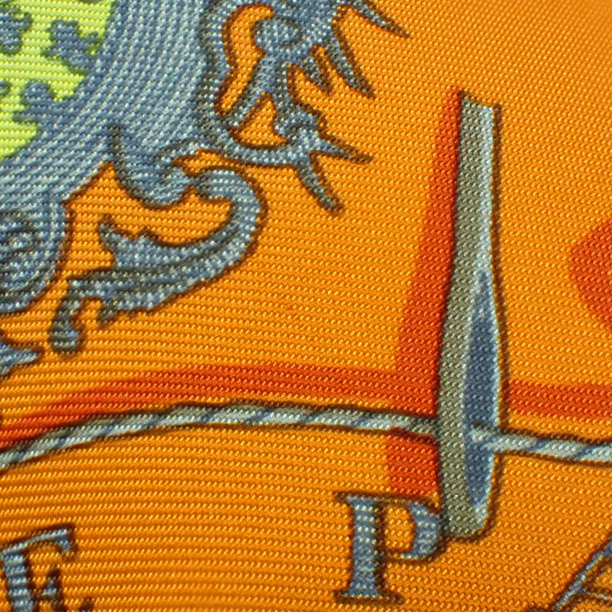 LES ARMES DE PARIS Paris Coat of Arms Carré 40 Silk