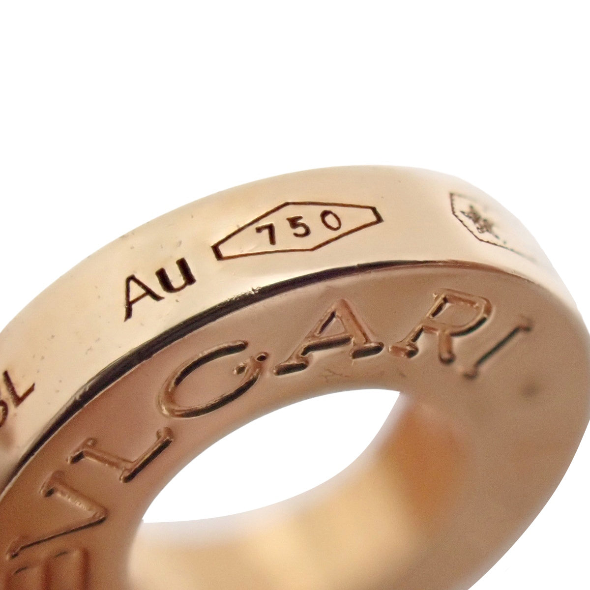 Diva Dream项链，钻石/红宝石/白蝶贝，18K粉金。