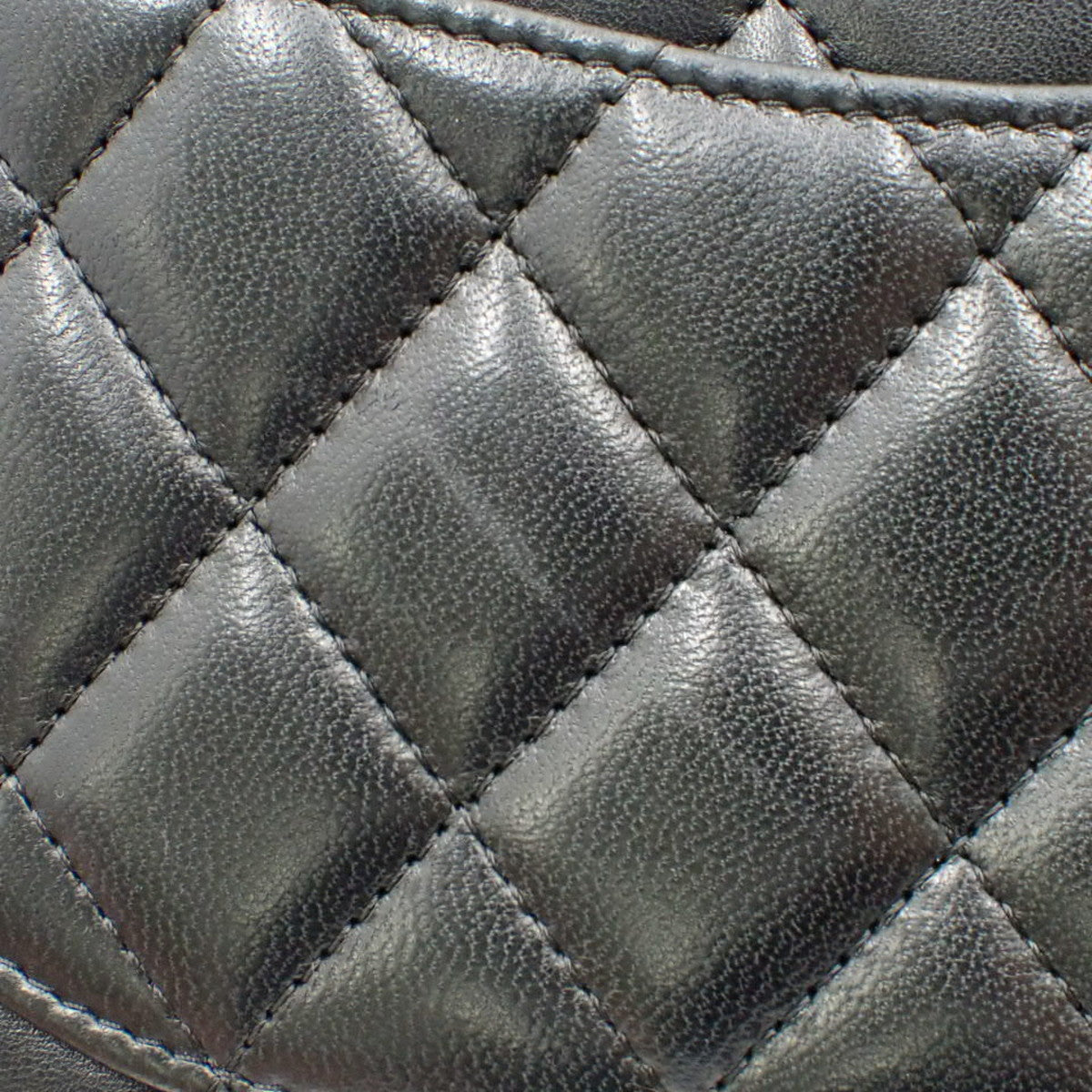 绗缝东西向羊皮黑色