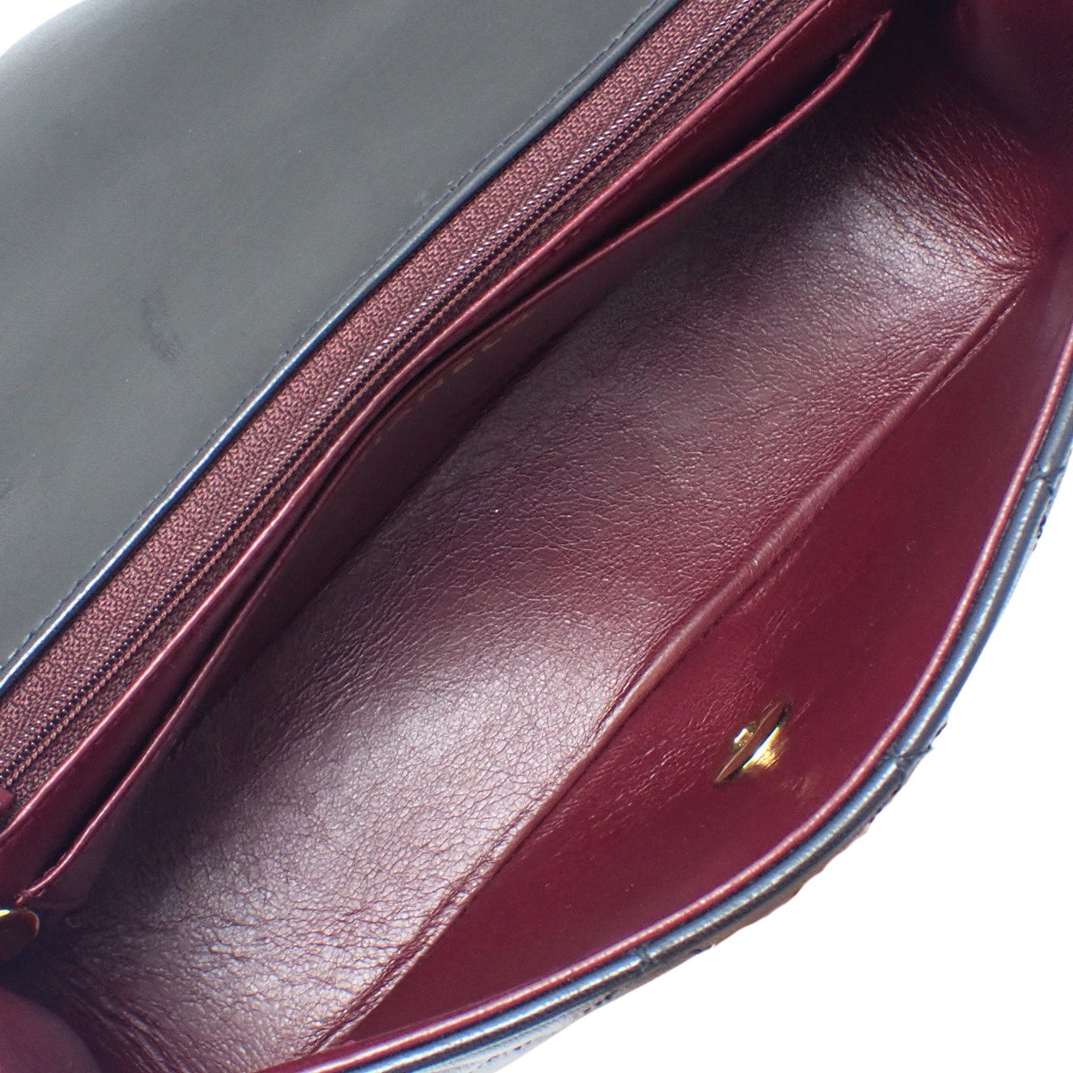 Matelasse Diana 22 链条单肩包 羊皮 黑色