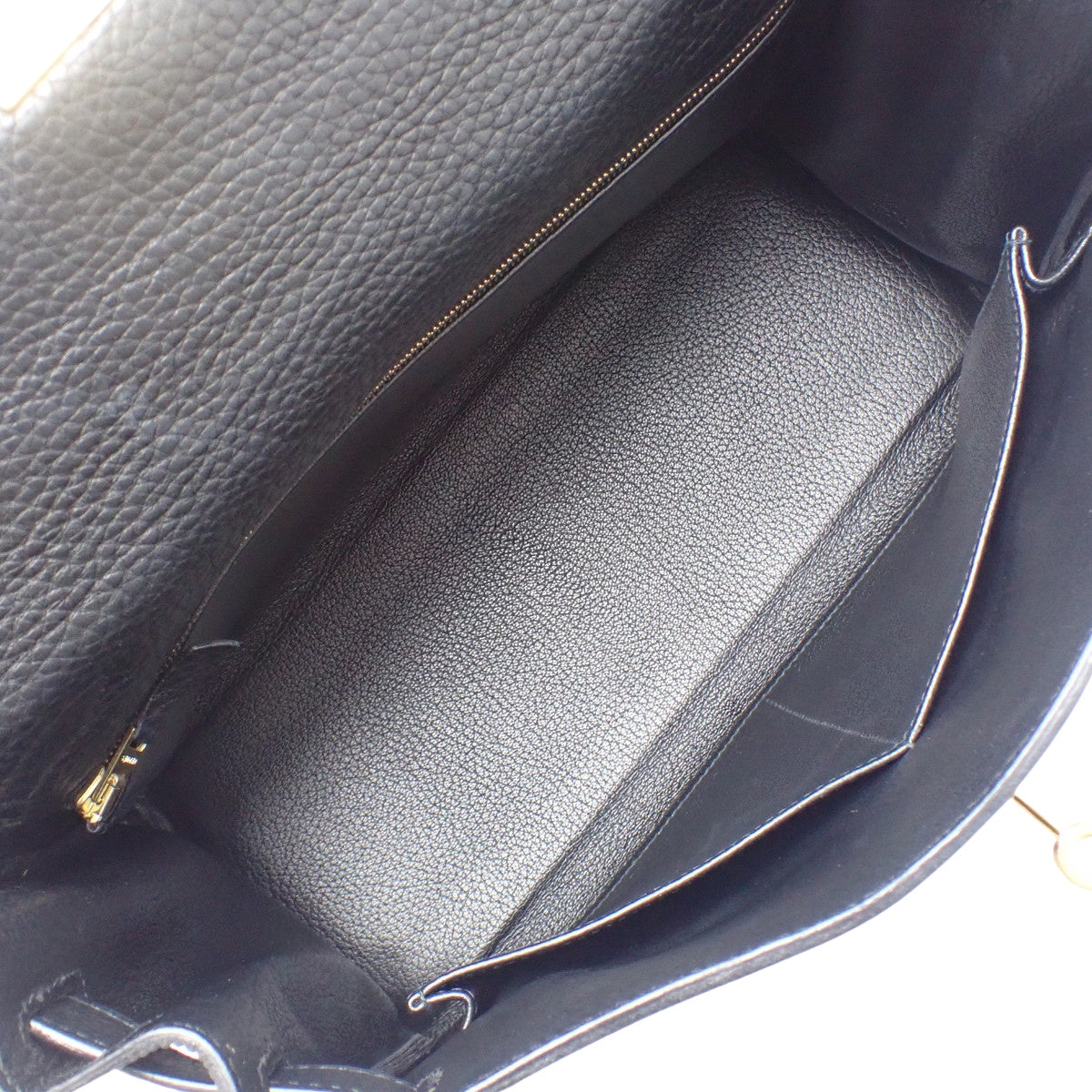 ケリー28 (内縫い) トリヨンクレマンス ブラック ゴールド金具 □K刻印