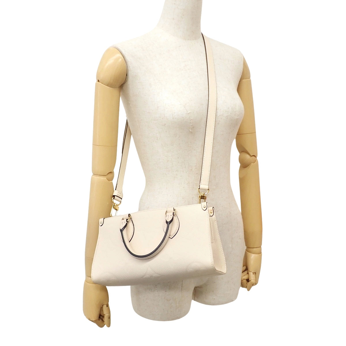 Monogram Giant / Monogram Empreinte On The Go EW M23698