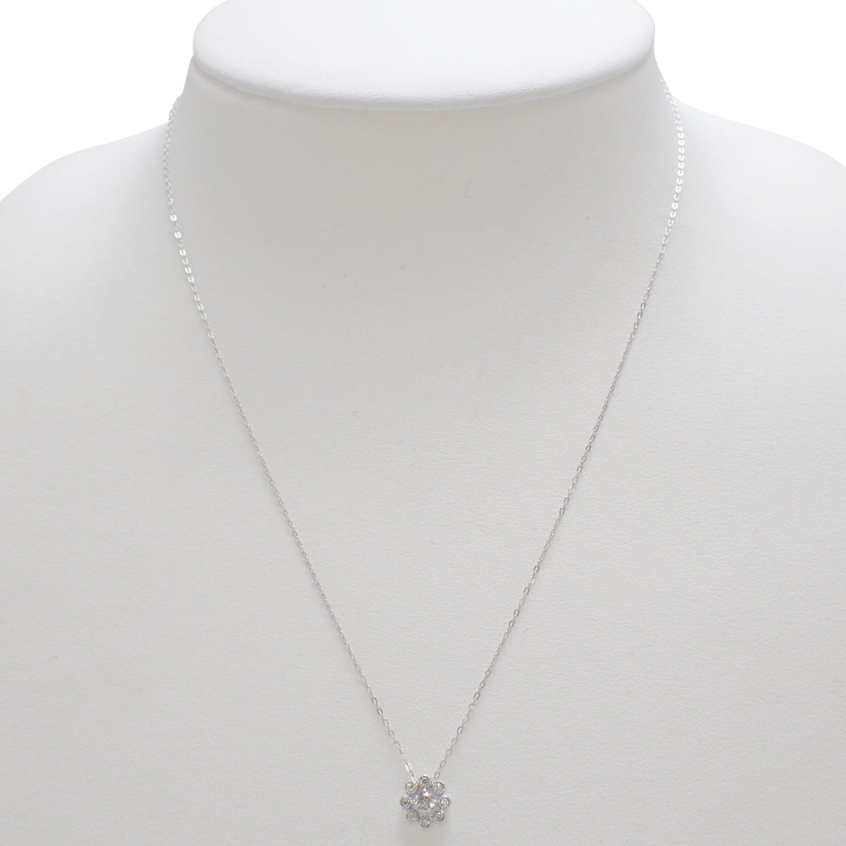 フラワー ダイヤモンド ネックレス D0.20 ホワイトゴールド K18WG 1.5g