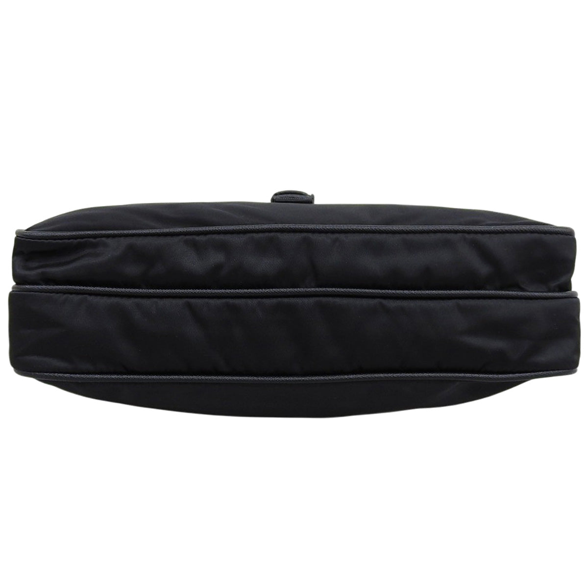 トライアングルロゴ ショルダーバッグ ナイロン サフィアーノレザー NERO ネロ VA0269