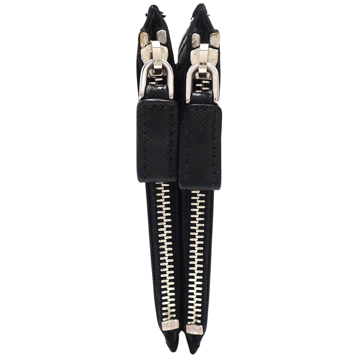 コンパクト 二つ折り 財布 サフィアーノレザー ネロ 2M1338