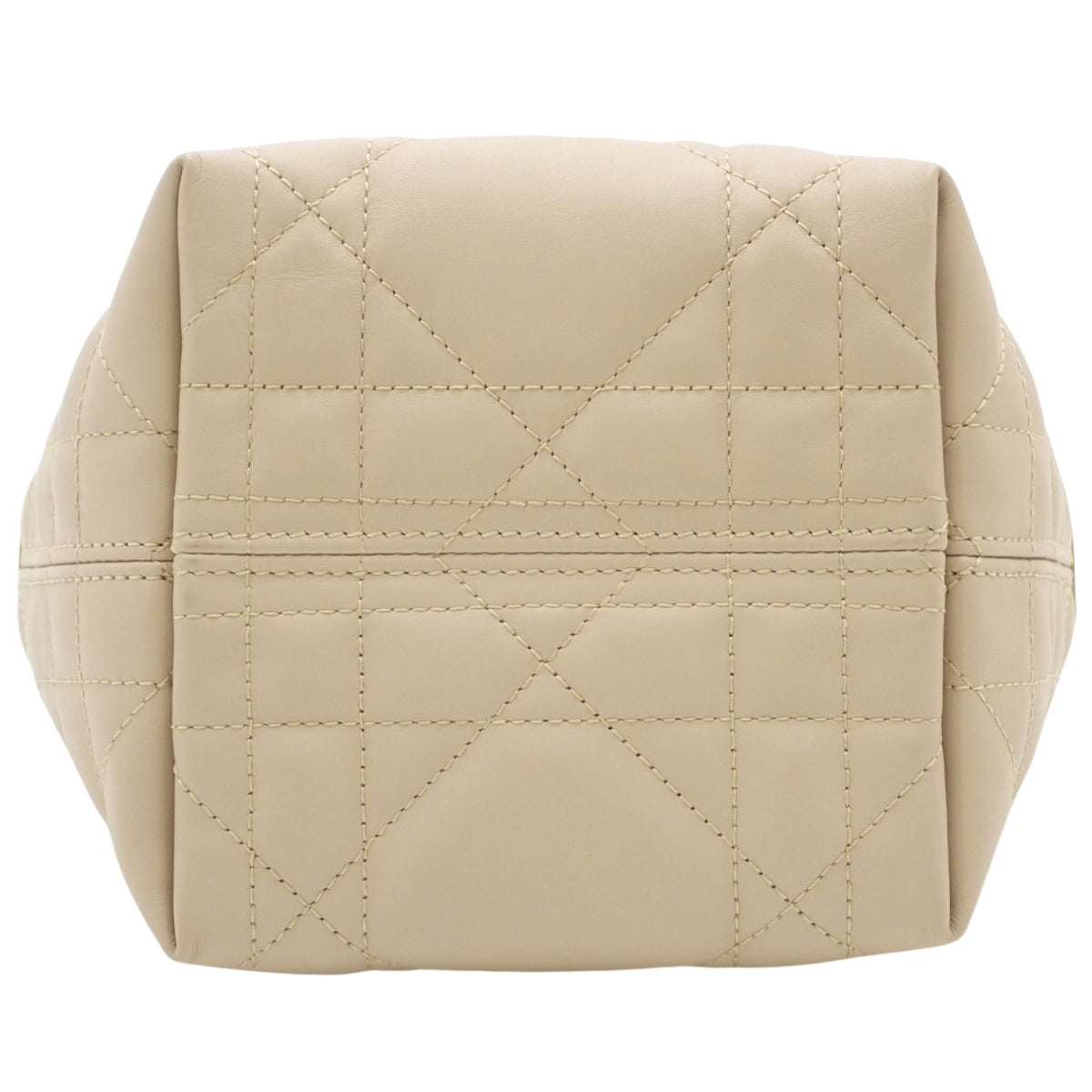 マクロカナージュ トゥジュール バーティカル ナノ バッグ カーフスキン ベージュ S6100OSNW_M51U