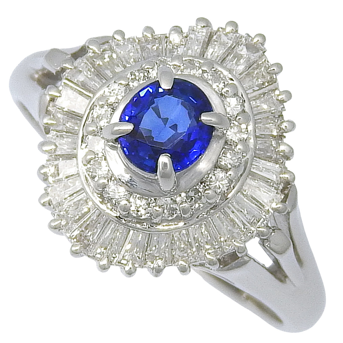Sapphire and diamond ring, size S0.38/D0.57, platinum Pt900, 6.1g