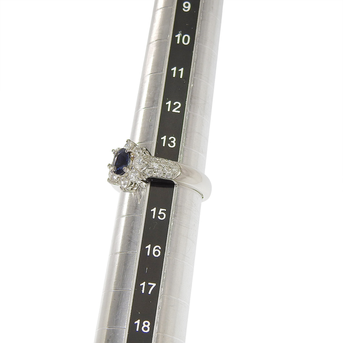 Sapphire and diamond ring, size S0.62/D0.72, platinum Pt900, 9.5g