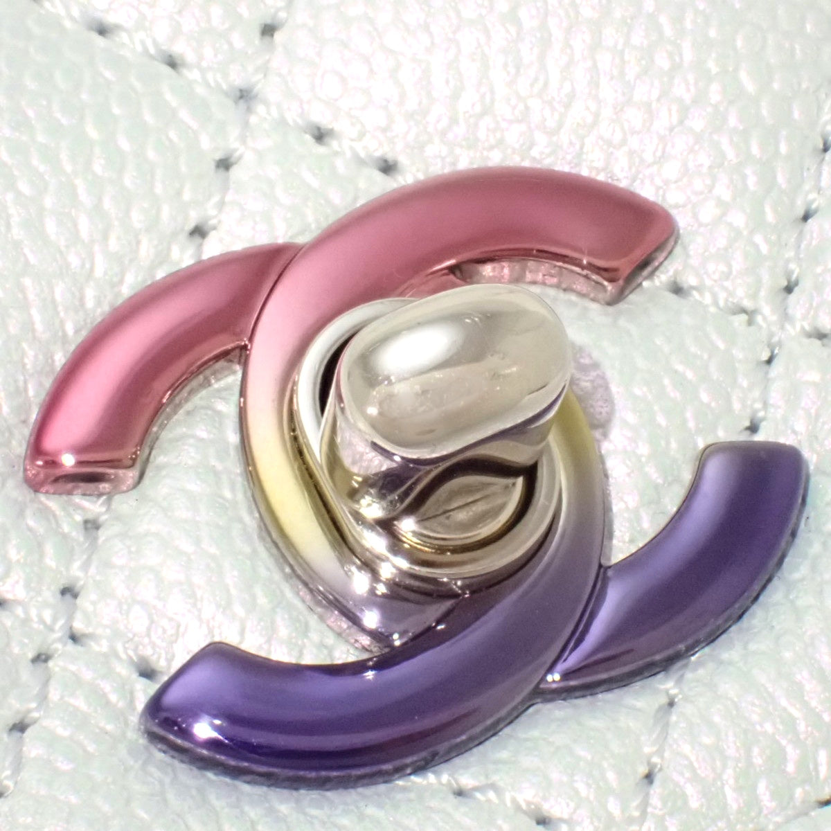 Matelasse Coco Handle XS 鱼子酱纹银白色 A92990