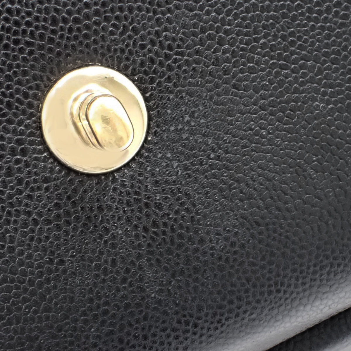 マトラッセ ビジネス アフィニティ スモール キャビア ブラック A93749