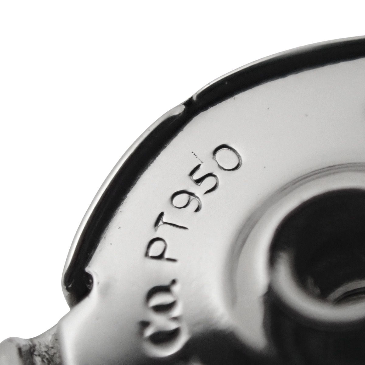 铂金 Pt950 迷你钻石耳环