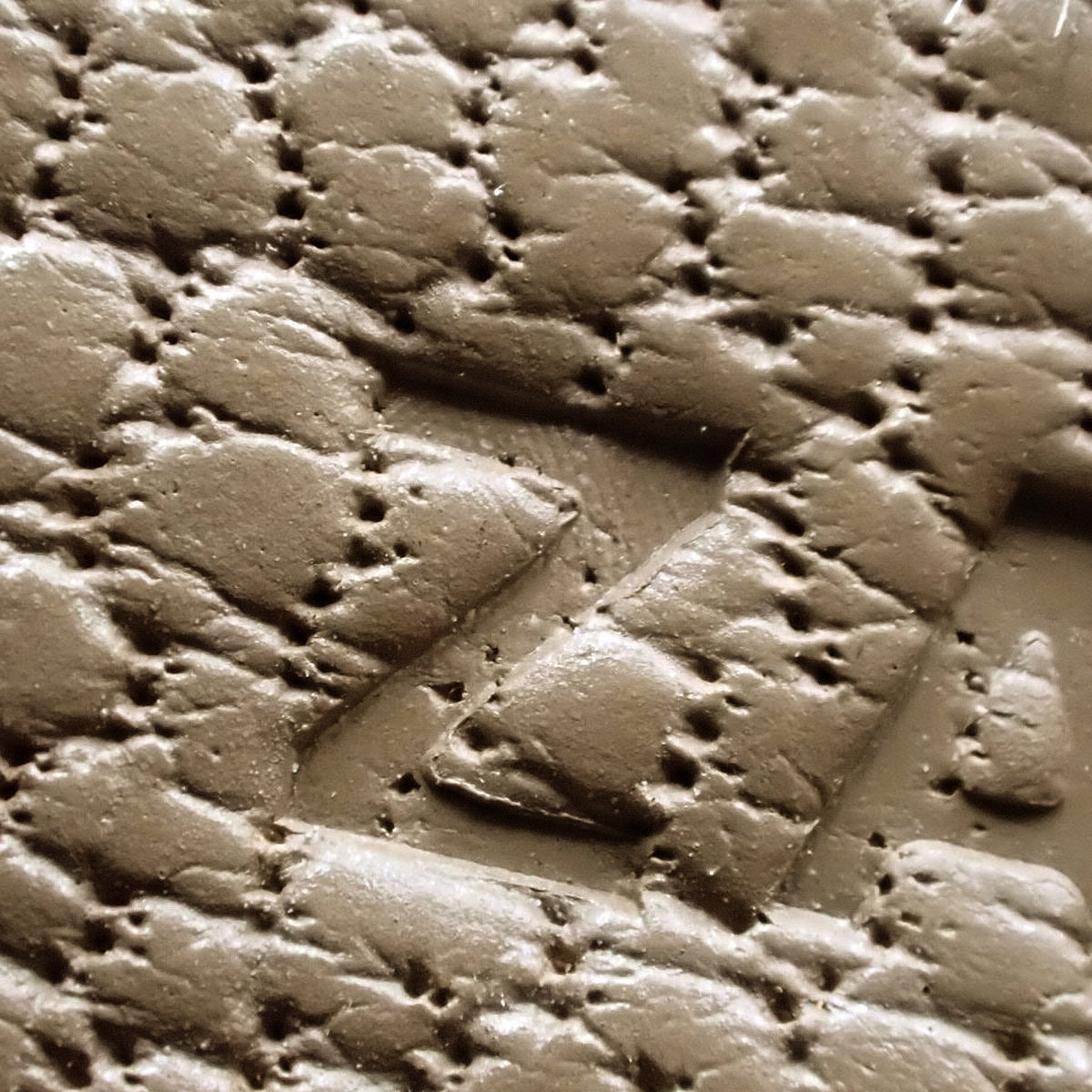 Birkin 30，Taurillon Clemence Etoupe/Etoupe 皮革，金色五金配件，Z 标记