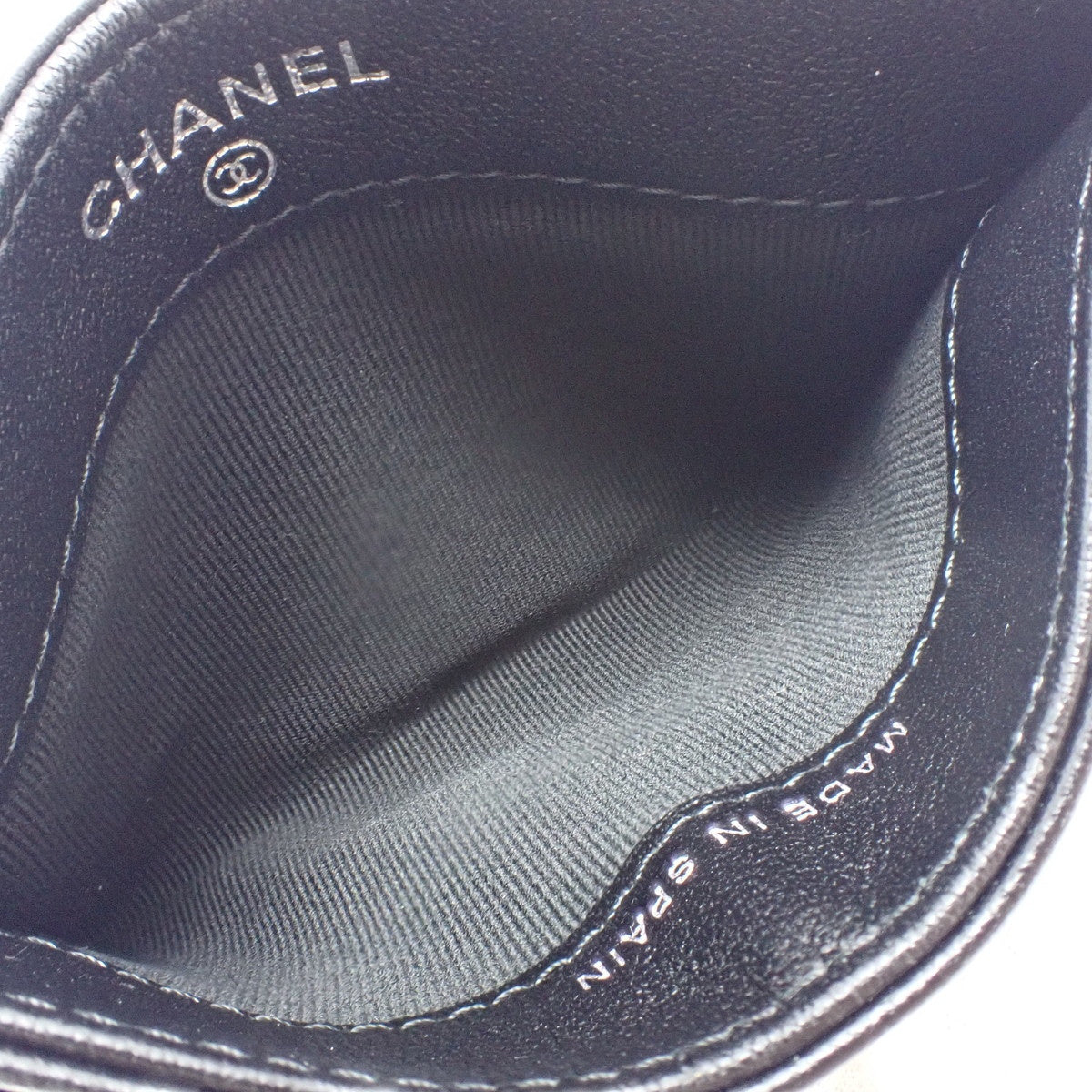 黑色羊皮绗缝 Coco Mark 卡包