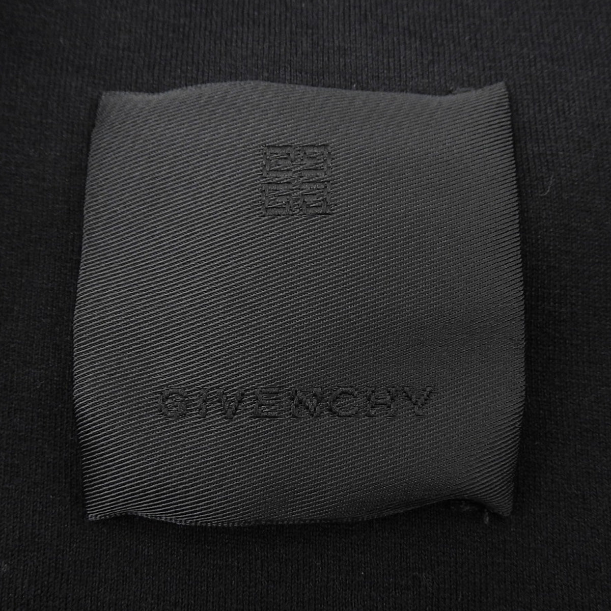 Logo T-shirt, size small