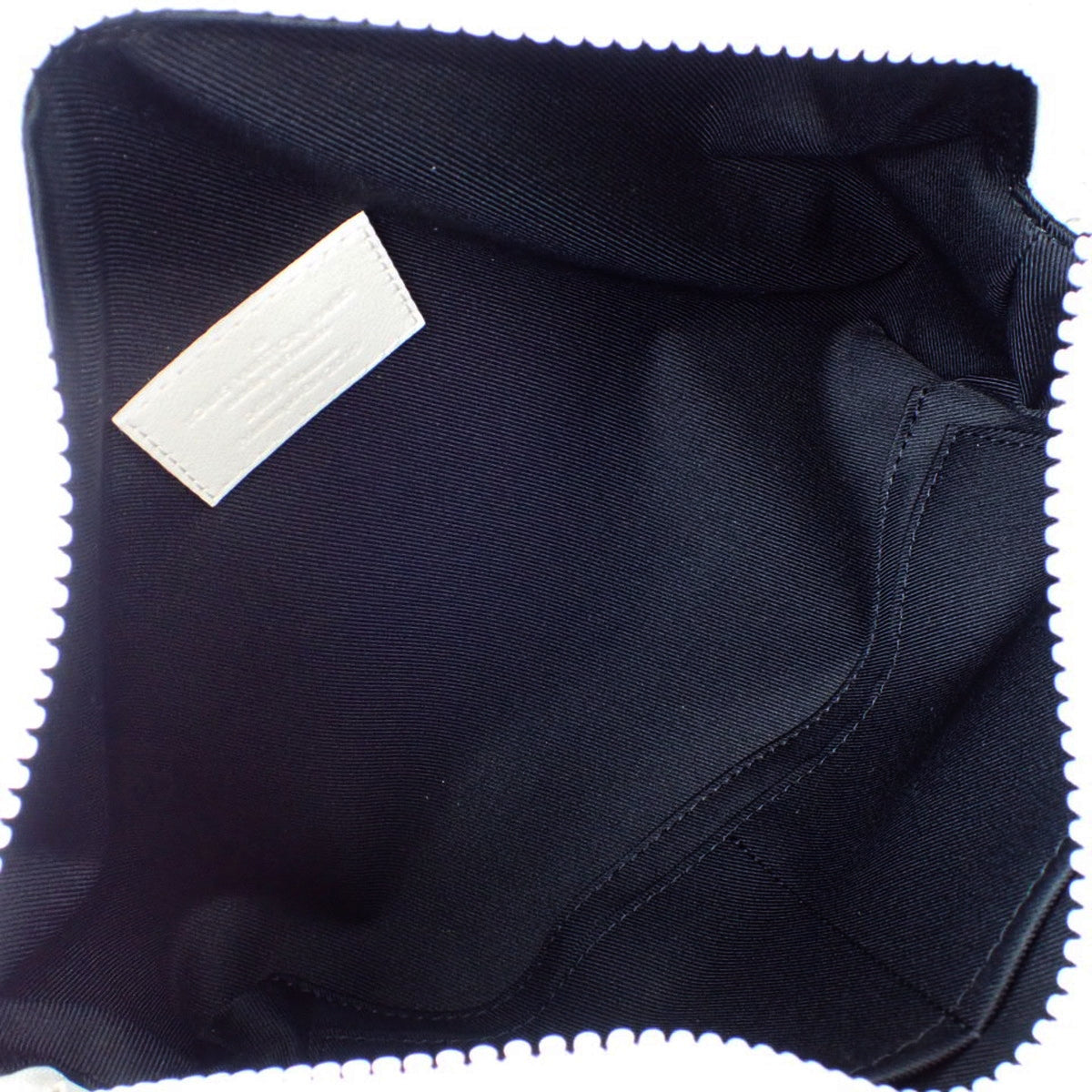 Monogram Empreinte 软行李箱，Taurillon 皮革，白色，M53287