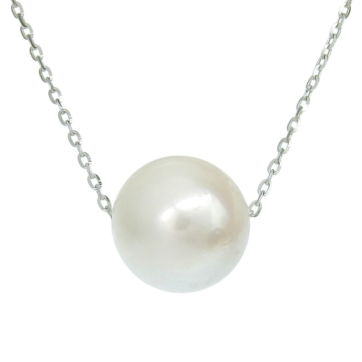 Pearl necklace in white gold (K18WG) with 1.6g pearls