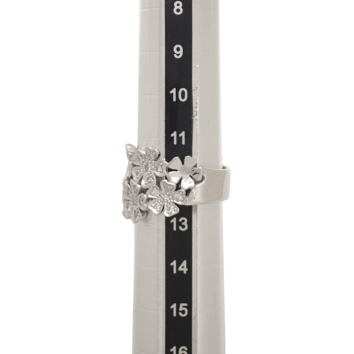 Flower motif diamond ring D0.89 white gold K18WG 8.4g