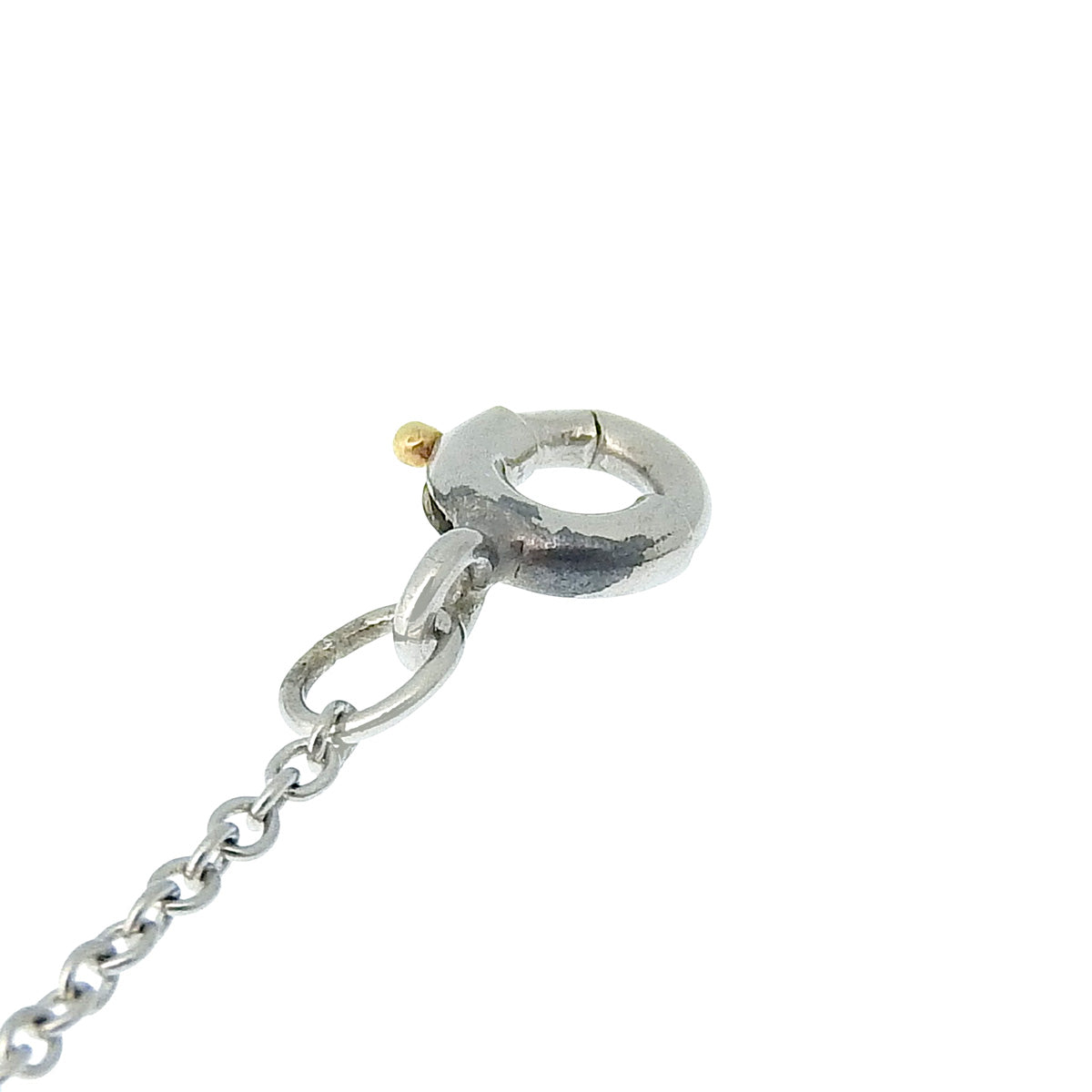 Bezel-set necklace with diamonds in platinum (Pt950)