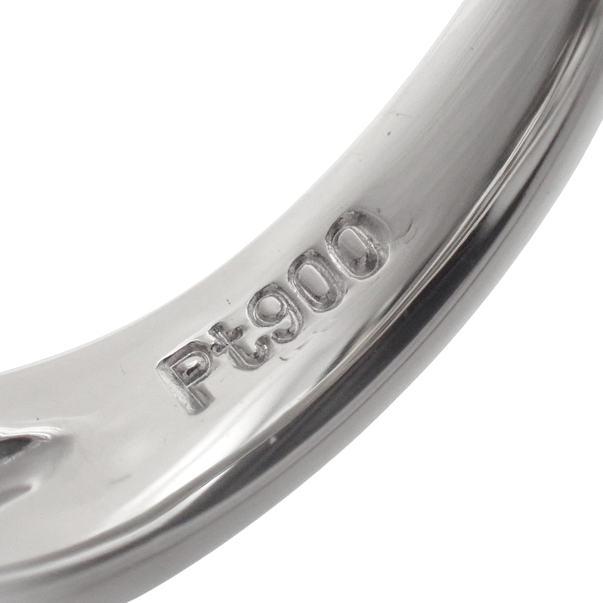 黄钻铂金交织戒指，主钻0.53克拉，辅钻0.47克拉，Pt900材质，指圈12号（欧码52），重8.5克。