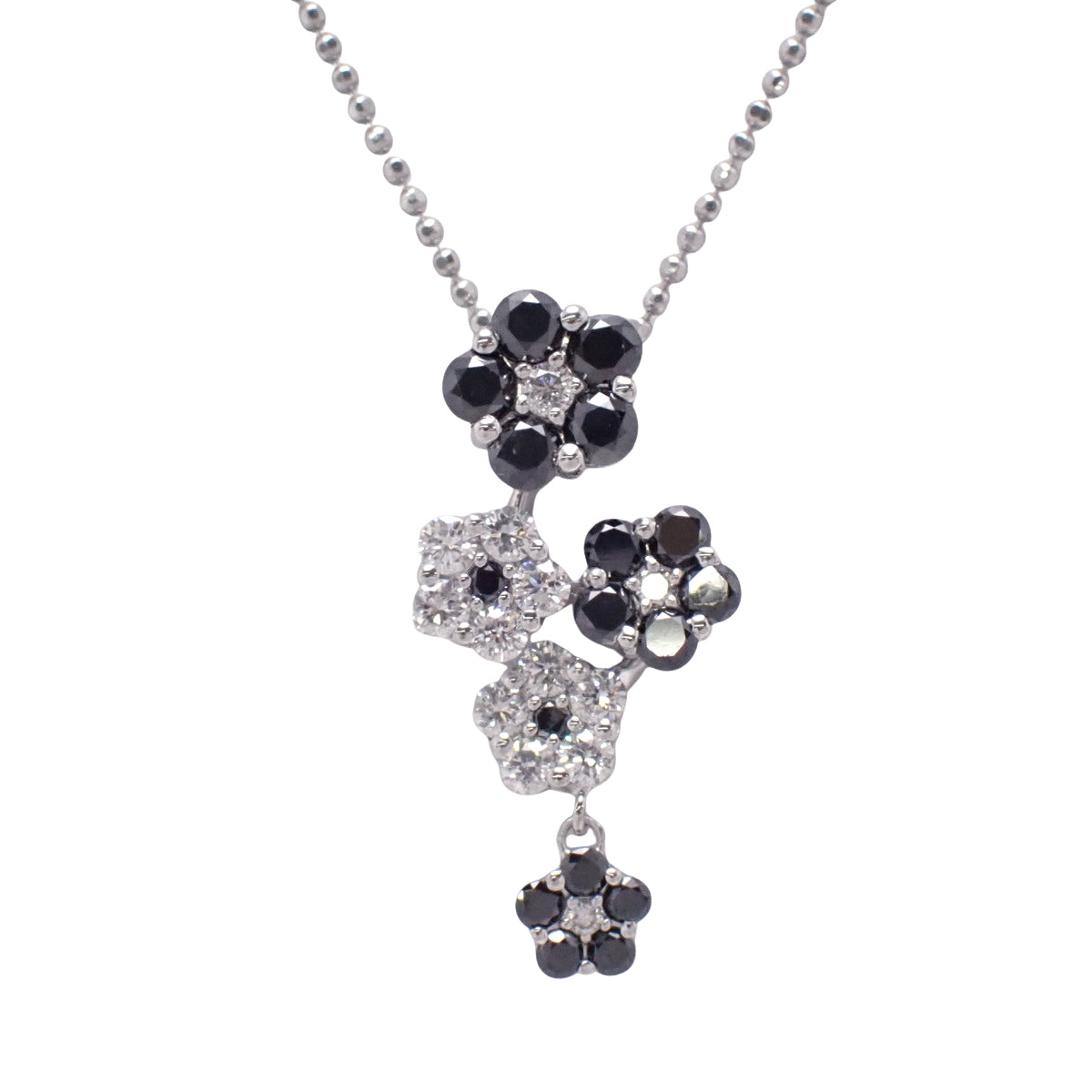 ブラックダイヤモンド フラワーネックレス BD1.00/D0.56 ホワイトゴールド K18WG 7.3g