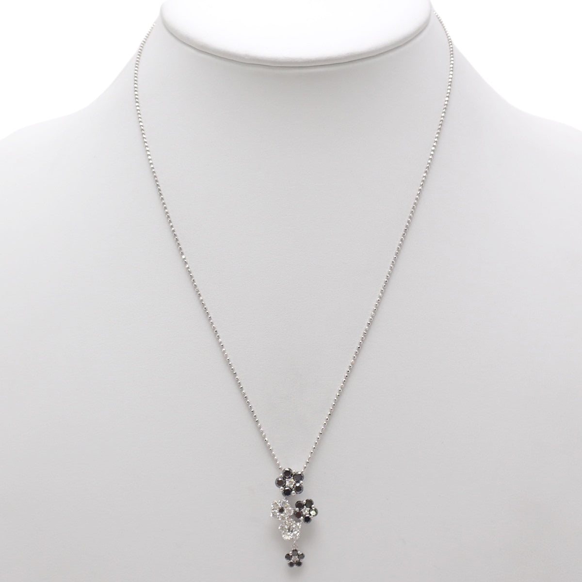 ブラックダイヤモンド フラワーネックレス BD1.00/D0.56 ホワイトゴールド K18WG 7.3g