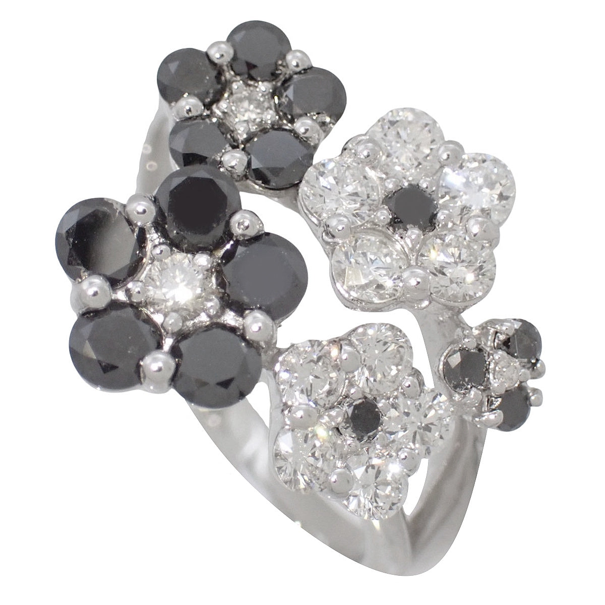 ブラックダイヤモンド フラワー リング BD1.00/D0.72 K18WG 16.5(56.5)号 7.3g