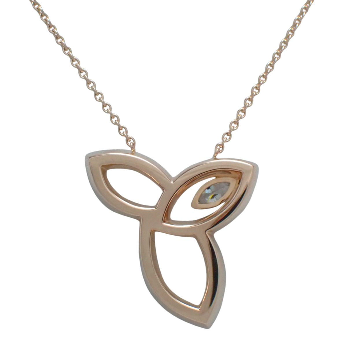 Lily Cluster Pendant with Diamonds and Pink Gold in 18K Pink Gold