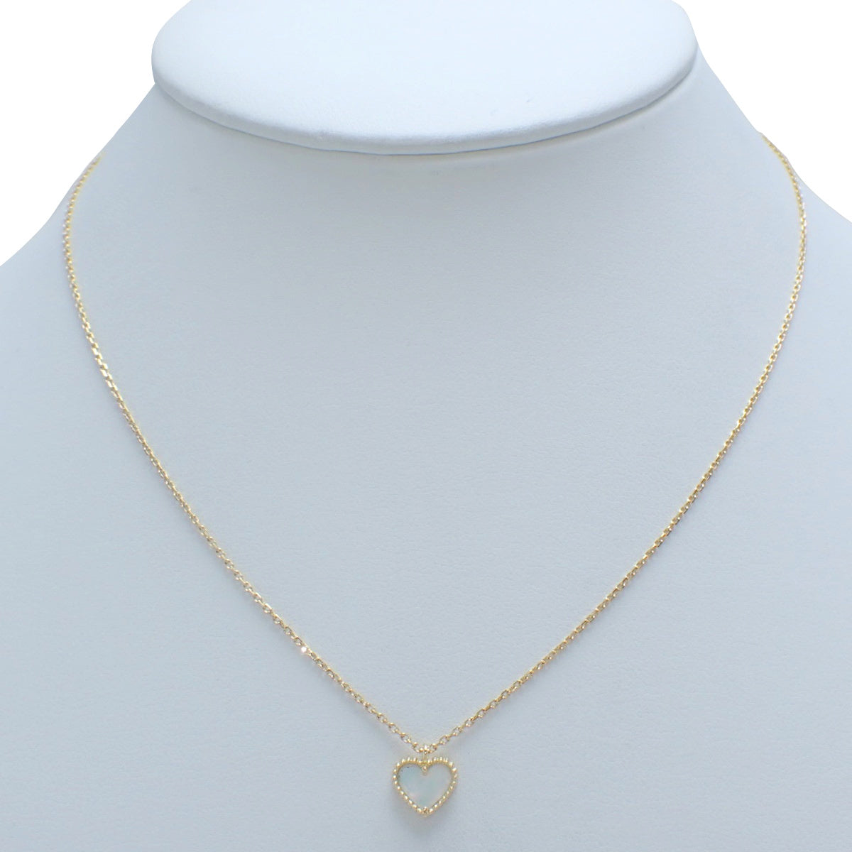 18K黄金镶嵌珍珠母贝的甜美阿尔罕布拉心形项链