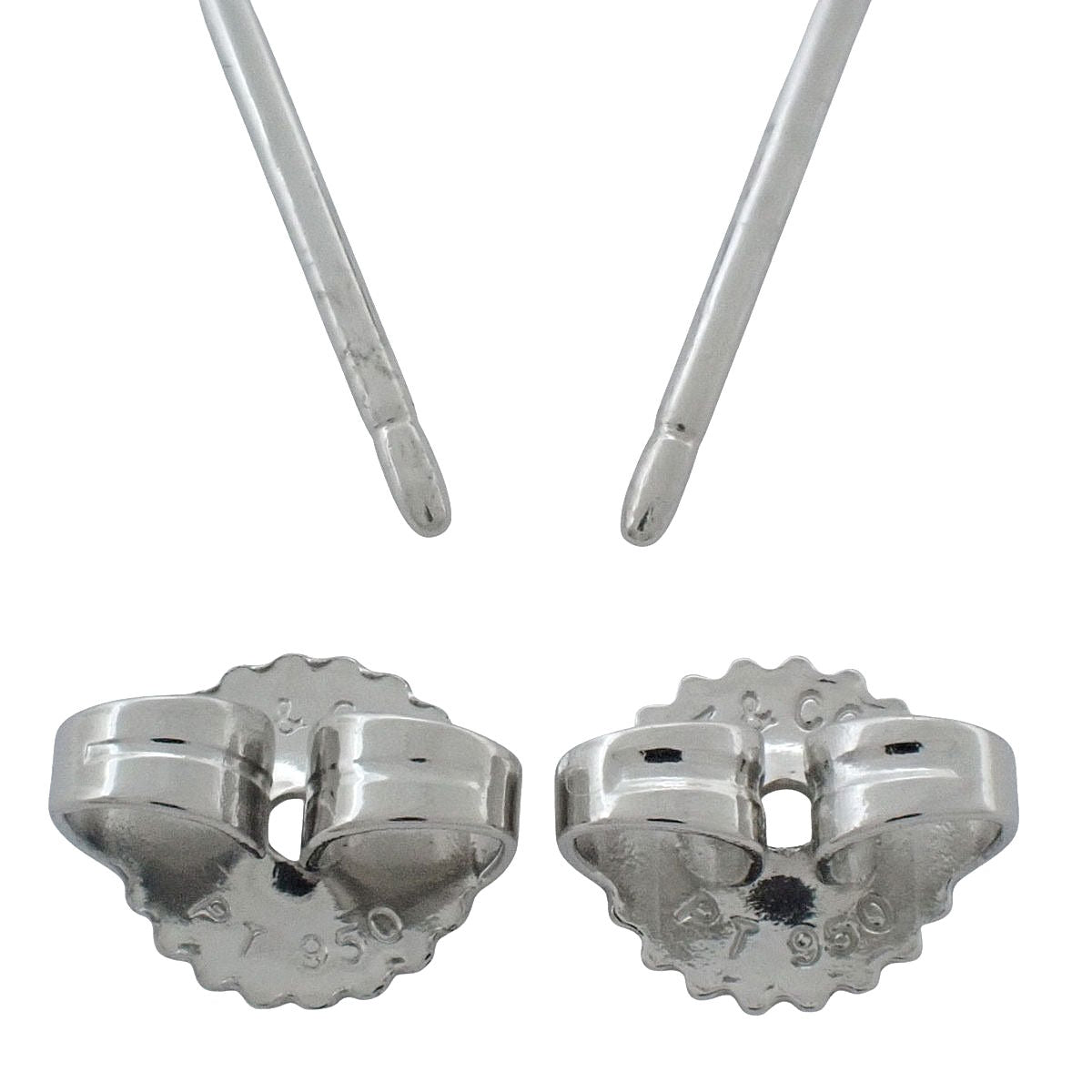 Solitaire Diamond Stud Earrings in Platinum Pt950