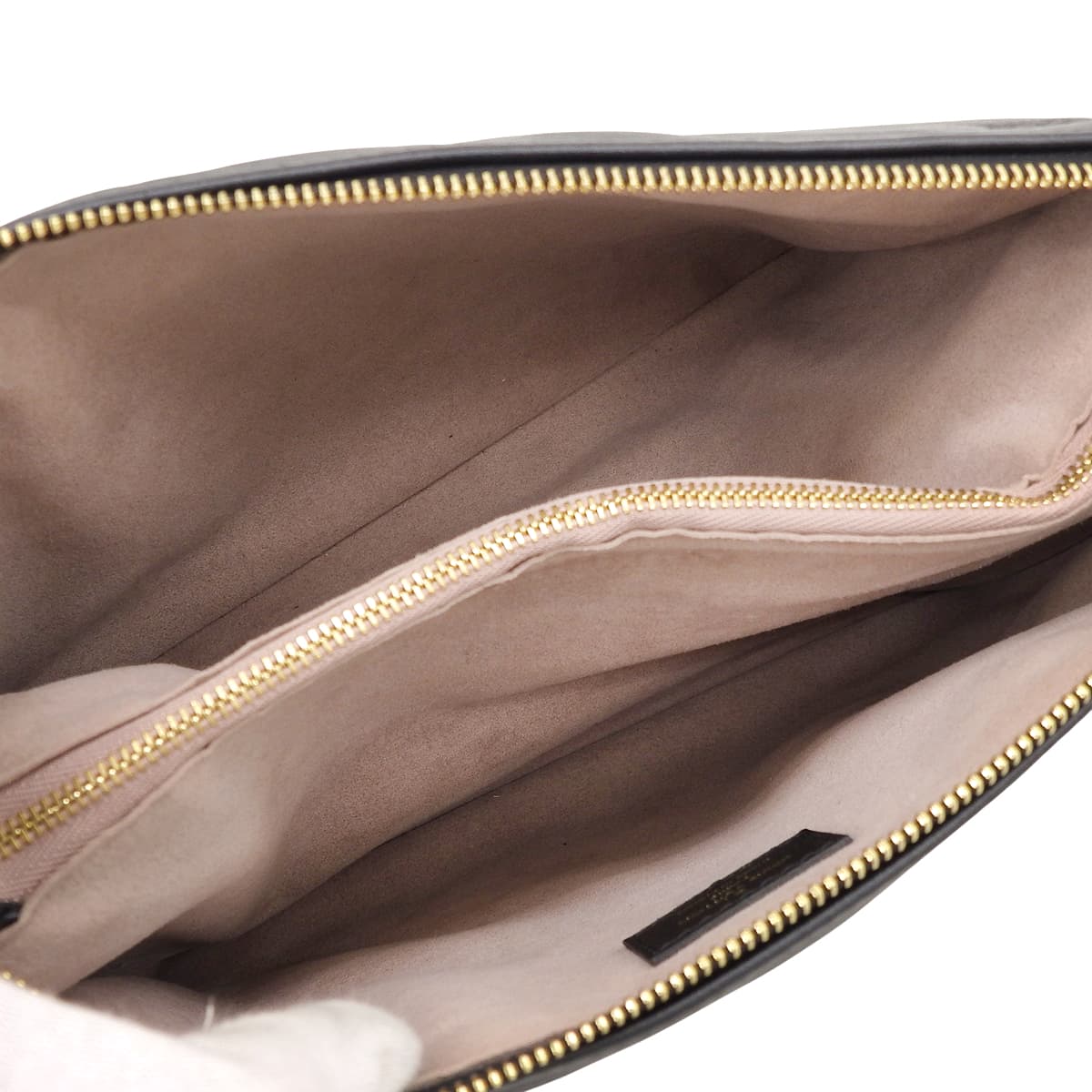 クッサンPM ラムスキン ノワール M21260