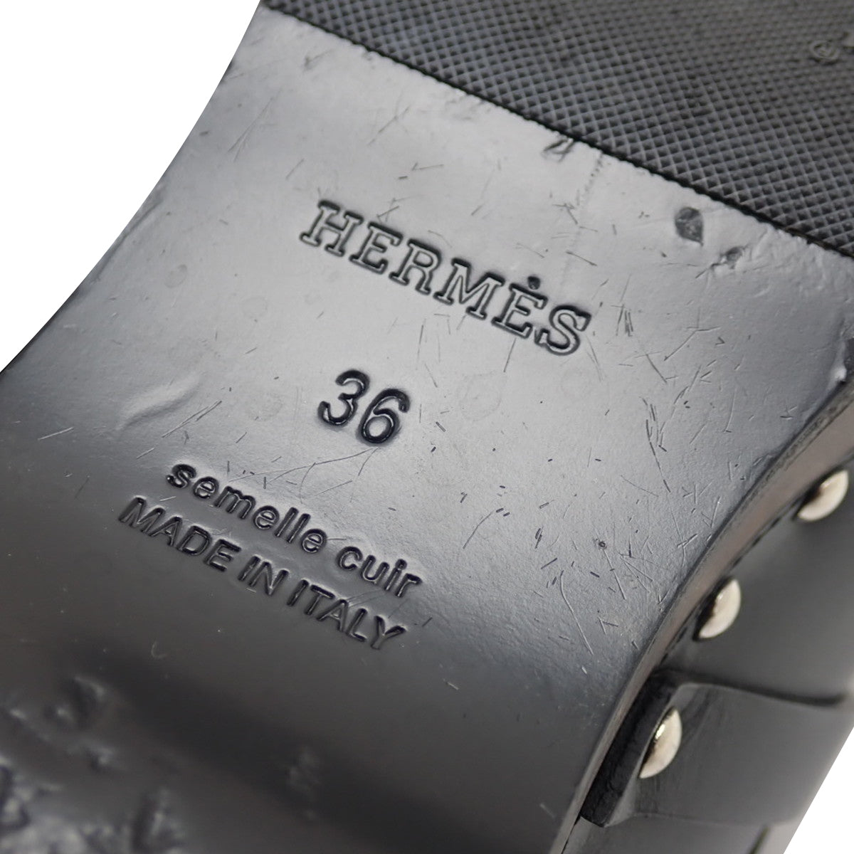 Carlotta 36 Leather Black