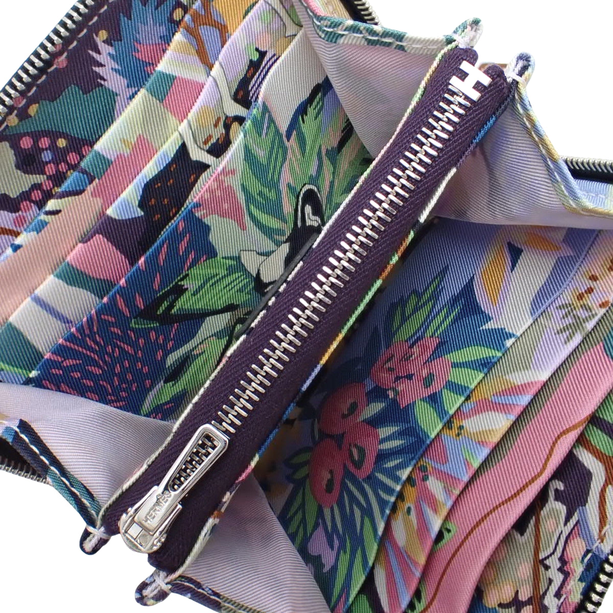 アザップコンパクト シルクイン ヴォーエプソン シルク パラジウム金具 カシス ヴェールフィズ シルバー金具 W刻印